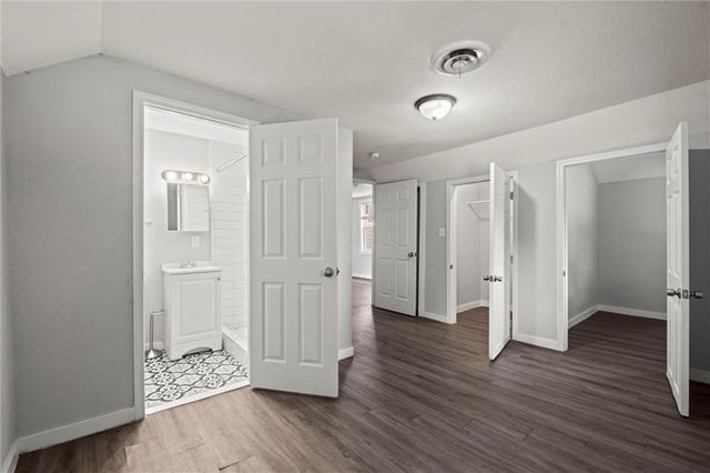 520 Sandusky Avenue, Kansas City, KS 66101