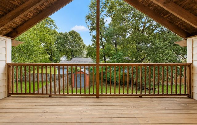 312 Springwood Drive, Conroe, TX 77385