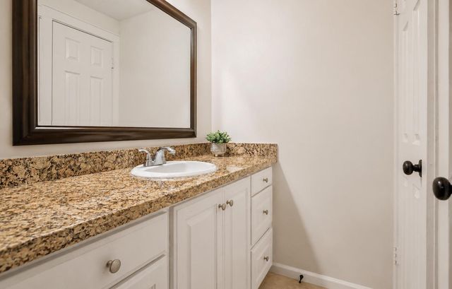 312 Springwood Drive, Conroe, TX 77385