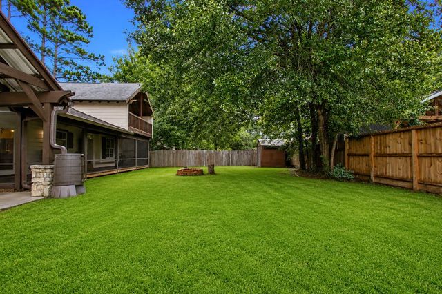 312 Springwood Drive, Conroe, TX 77385