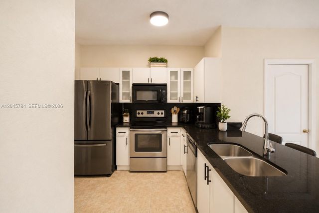3512 SW 171st Avenue, Miramar, FL 33027