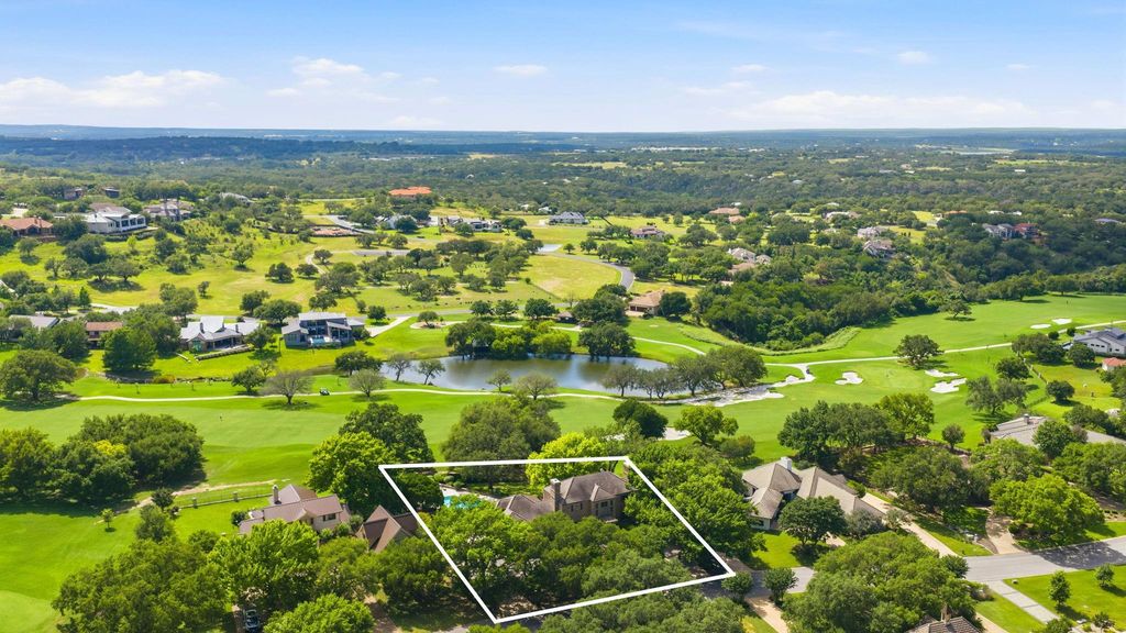 27030 Masters Pkwy, Spicewood, TX 78669