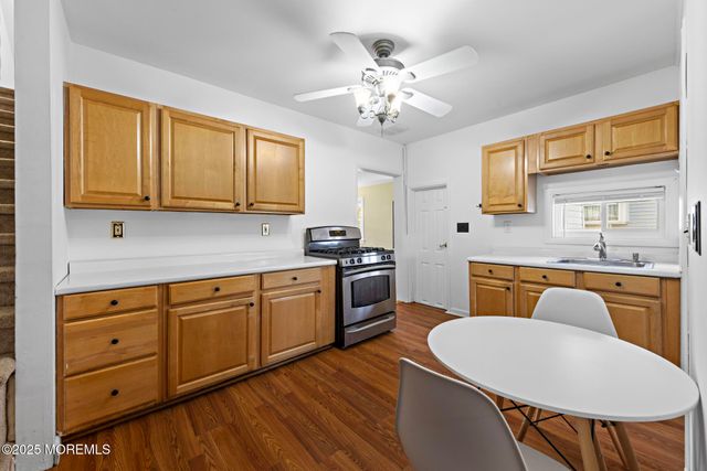 59 Florence Avenue, Leonardo, NJ 07737