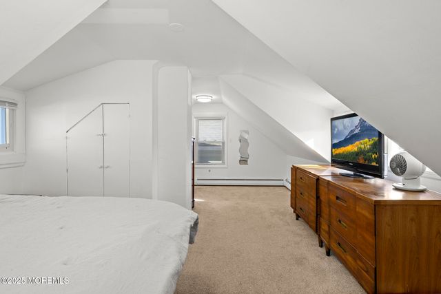 59 Florence Avenue, Leonardo, NJ 07737