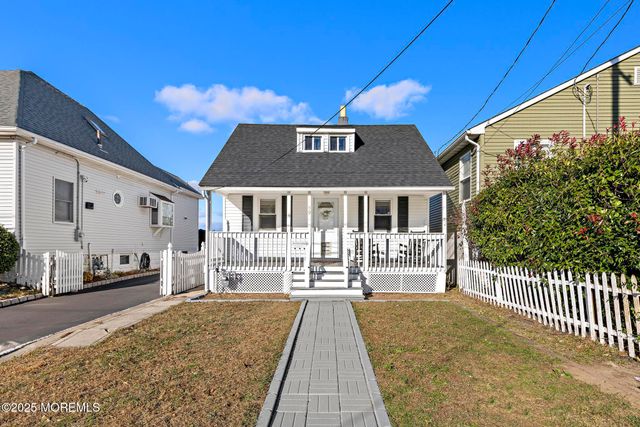 59 Florence Avenue, Leonardo, NJ 07737