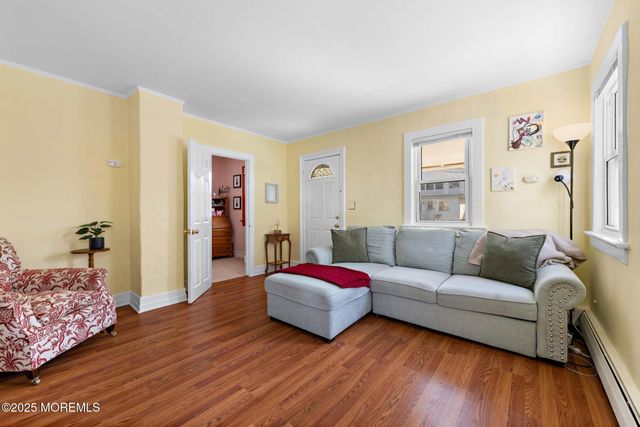 59 Florence Avenue, Leonardo, NJ 07737