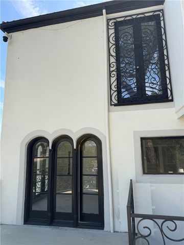 1301 N Beverly, Los Angeles, CA 90210
