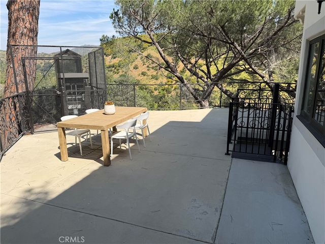 1301 N Beverly, Los Angeles, CA 90210