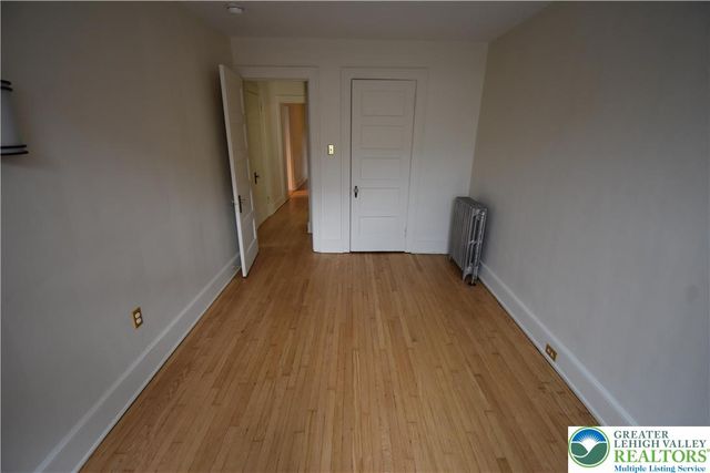 4 Bennett Court, Easton, PA 18042