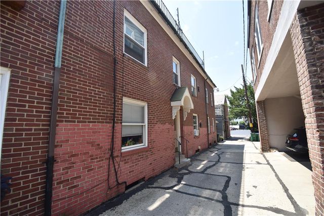 4 Bennett Court, Easton, PA 18042