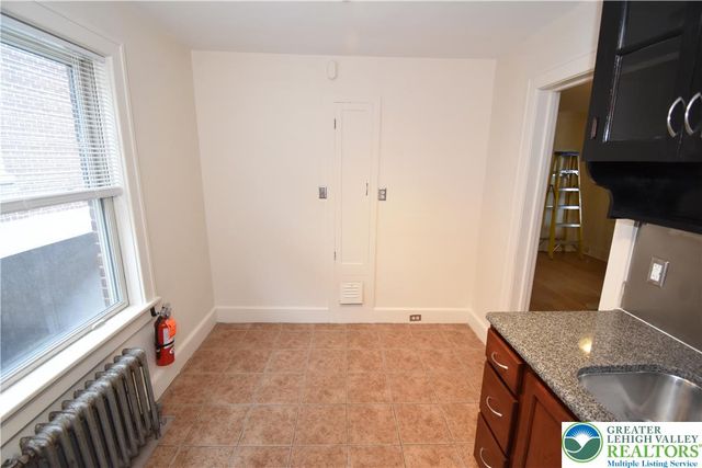 4 Bennett Court, Easton, PA 18042