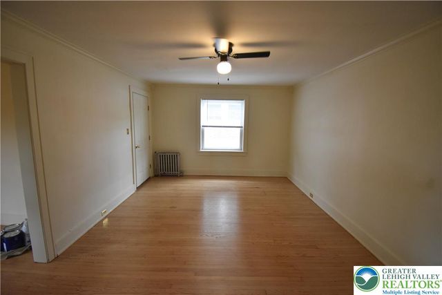 4 Bennett Court, Easton, PA 18042