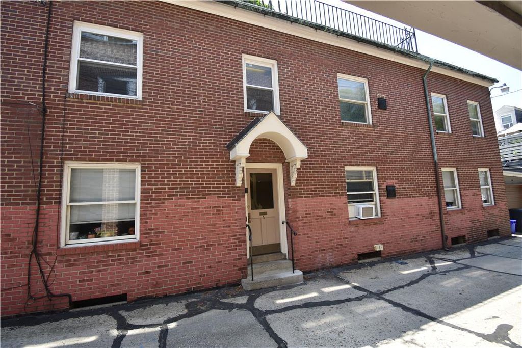4 Bennett Court, Easton, PA 18042