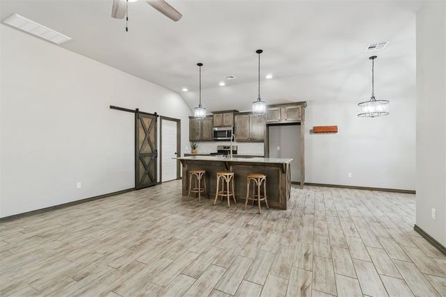 10040 SW 22nd Street, Yukon, OK 73099