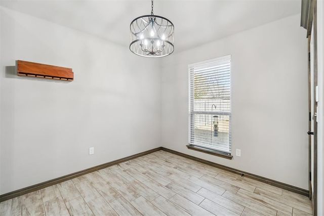 10040 SW 22nd Street, Yukon, OK 73099