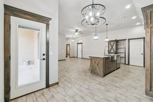 10040 SW 22nd Street, Yukon, OK 73099