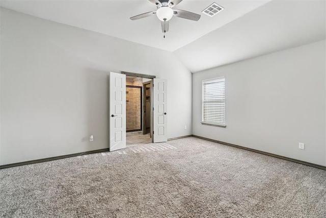 10040 SW 22nd Street, Yukon, OK 73099