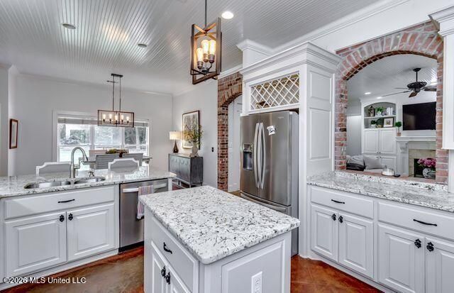 404 Locust Cove, Madison, MS 39110