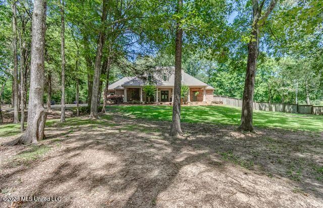 404 Locust Cove, Madison, MS 39110