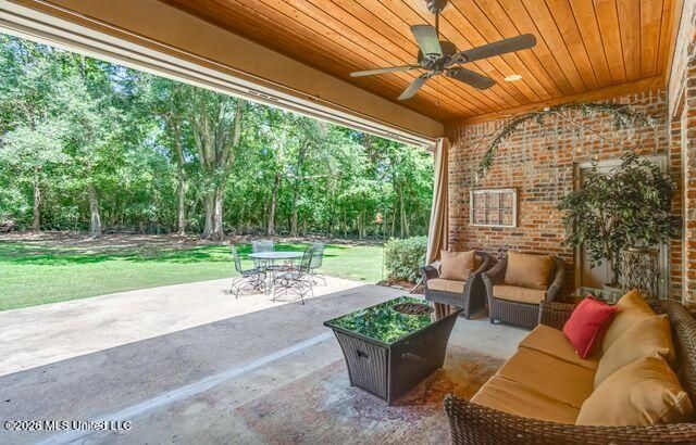 404 Locust Cove, Madison, MS 39110