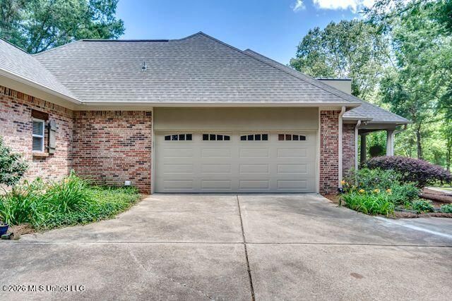 404 Locust Cove, Madison, MS 39110