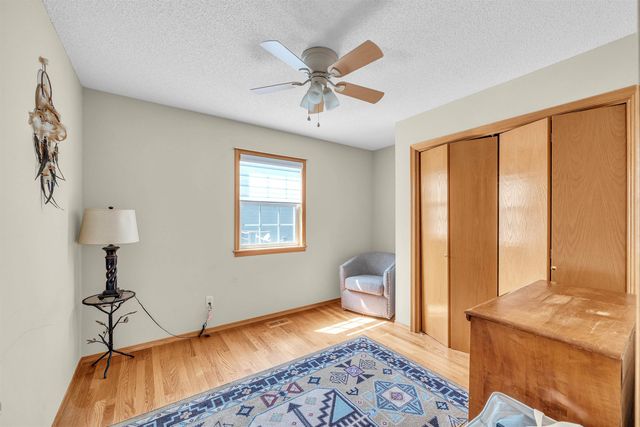 10013 W Jewell Cir, Wichita, KS 67209