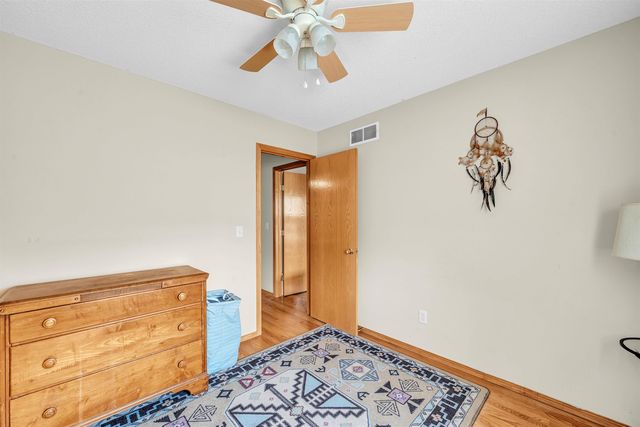 10013 W Jewell Cir, Wichita, KS 67209