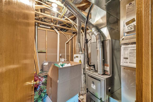 10013 W Jewell Cir, Wichita, KS 67209