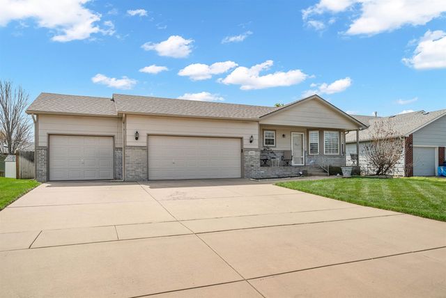 10013 W Jewell Cir, Wichita, KS 67209