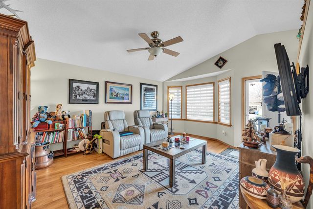 10013 W Jewell Cir, Wichita, KS 67209