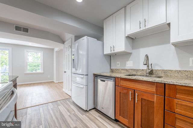 7032 COVENTRY RD, Alexandria, VA 22306