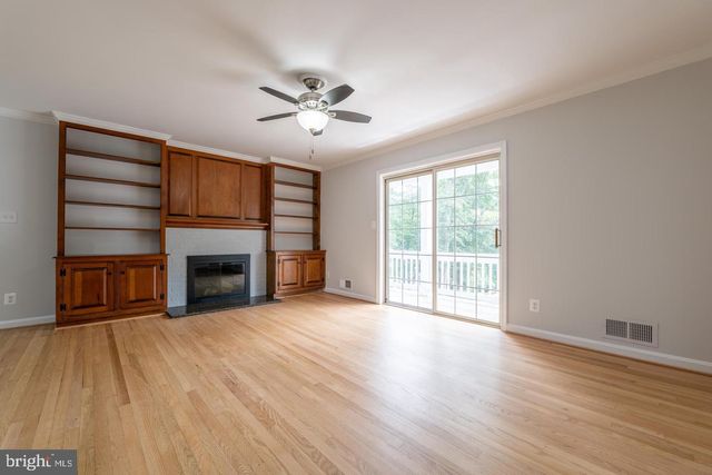 7032 COVENTRY RD, Alexandria, VA 22306