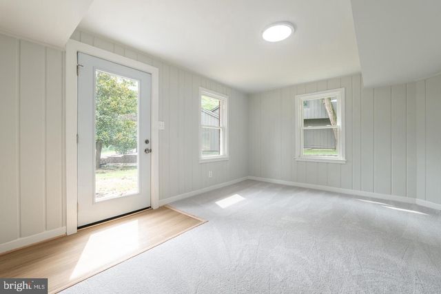 7032 COVENTRY RD, Alexandria, VA 22306