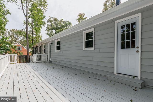 7032 COVENTRY RD, Alexandria, VA 22306