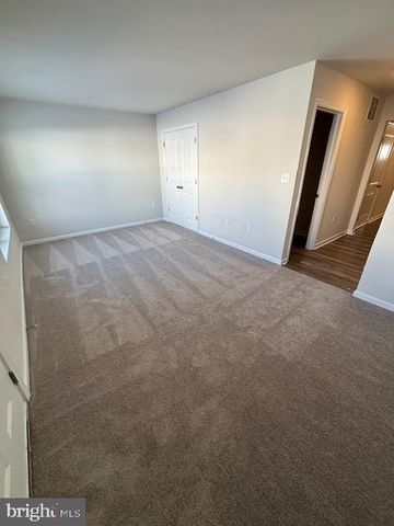 10967 BARNARD PL, White Plains, MD 20695