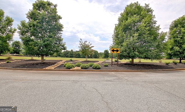 375 Grandmas Lane, Fayetteville, GA 30215