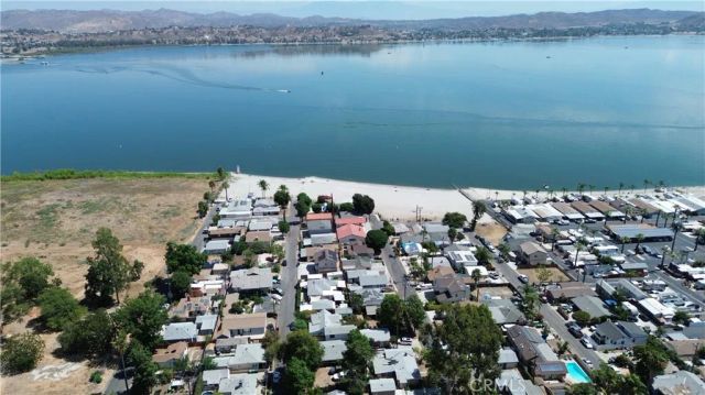 32989 Pepper Drive, Lake Elsinore, CA 92530