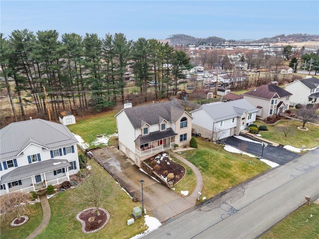 111 Pagano Dr, New Stanton, PA 15672
