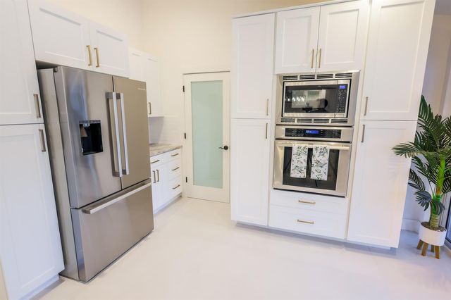 3127 Sherwood Boulevard, Delray Beach, FL 33445