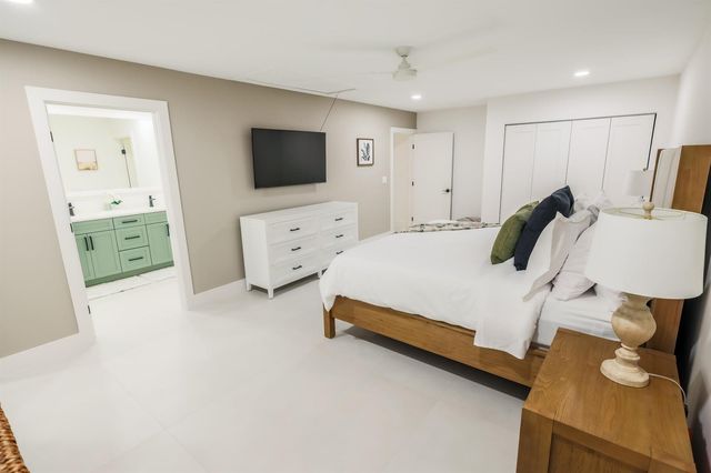 3127 Sherwood Boulevard, Delray Beach, FL 33445