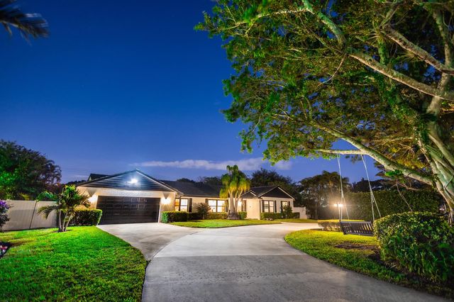 3127 Sherwood Boulevard, Delray Beach, FL 33445