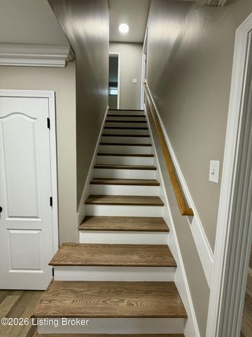 6229 Camden Cir, Crestwood, KY 40014