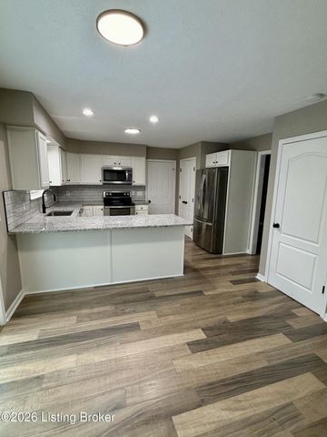 6229 Camden Cir, Crestwood, KY 40014