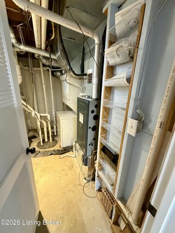 6229 Camden Cir, Crestwood, KY 40014