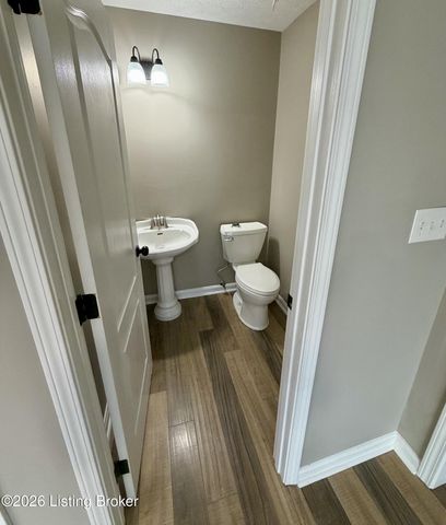 6229 Camden Cir, Crestwood, KY 40014