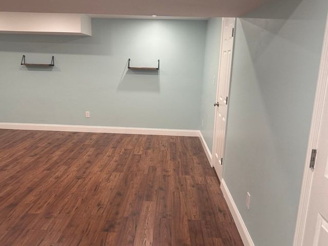 233 Saint Mary St 10, Needham, MA 02494