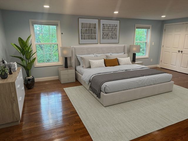 233 Saint Mary St 10, Needham, MA 02494