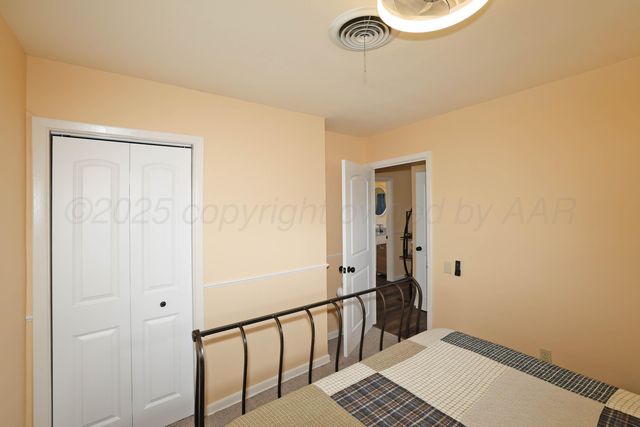 2409 Rosewood Lane, Pampa, TX 79065