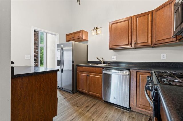 11230 College Avenue, Kansas City, MO 64137