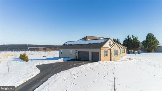 7654 WINDMILL ROAD, Greencastle, PA 17225